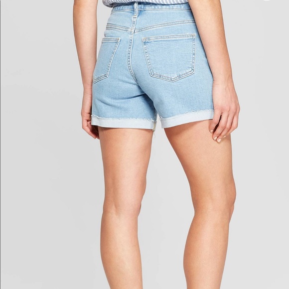 Women’s Mid-Rise Single Cuff Raw Hem Boyfriend - Picture 3 of 7